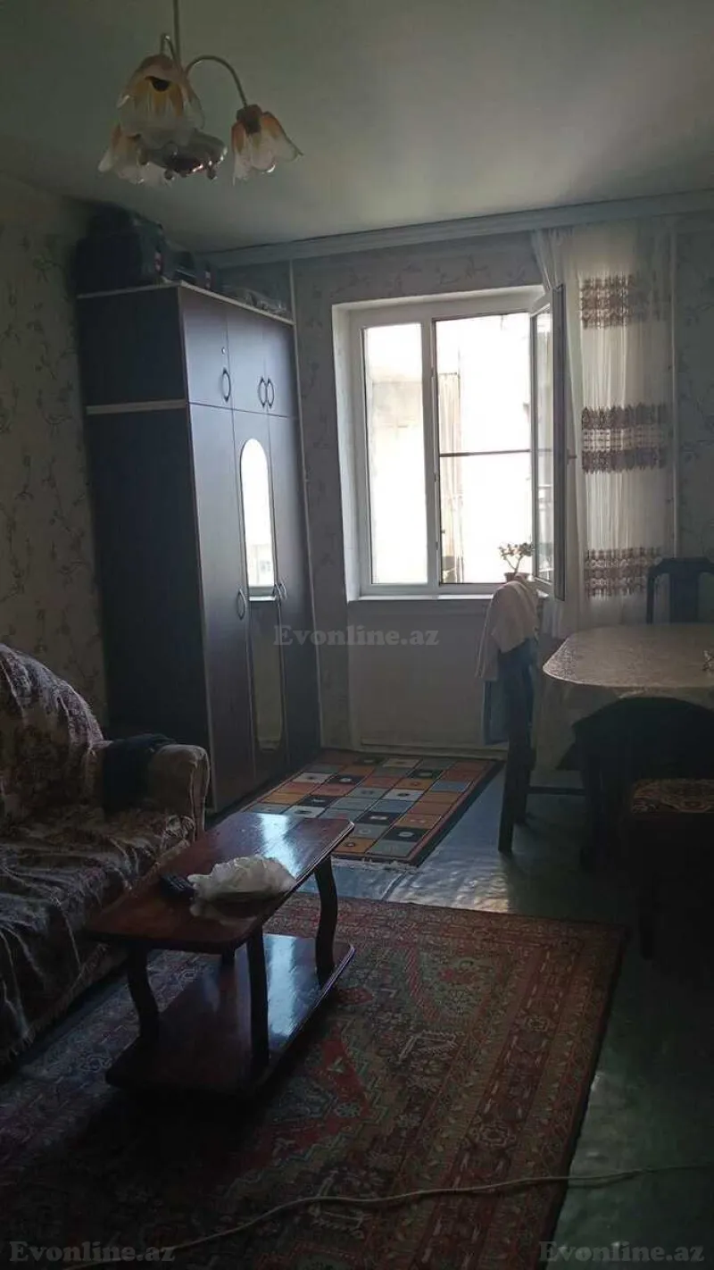 Satılır 2 otaqlı Mənzil Köhnə tikili 55 m² Bakıxanov - şəkil 2