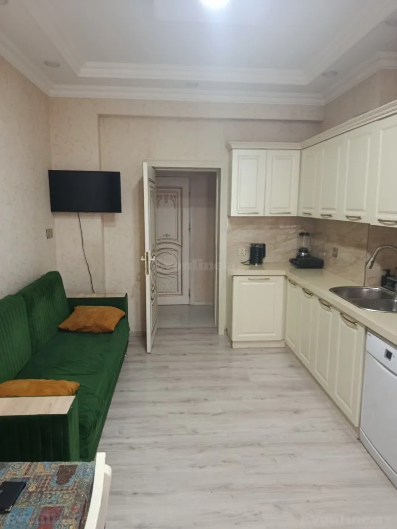 Kirayə verilir 3 otaqlı Mənzil Yeni tikili 100 m² Yeni Yasamal - şəkil 14