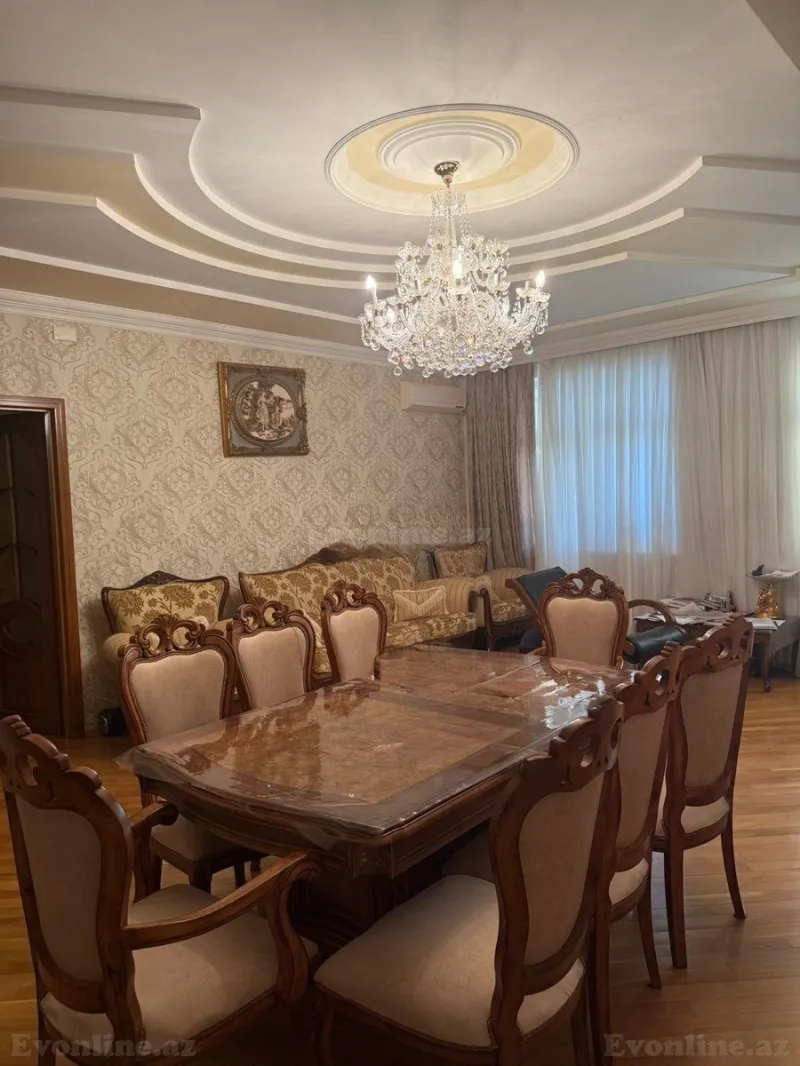 4 otaqlı Mənzil 170 m² Azadlıq prospekti m. Satılır