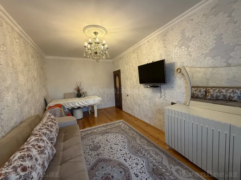 Satılır 2 otaqlı Mənzil Köhnə tikili 65 m² Həzi Aslanov m. - şəkil 2