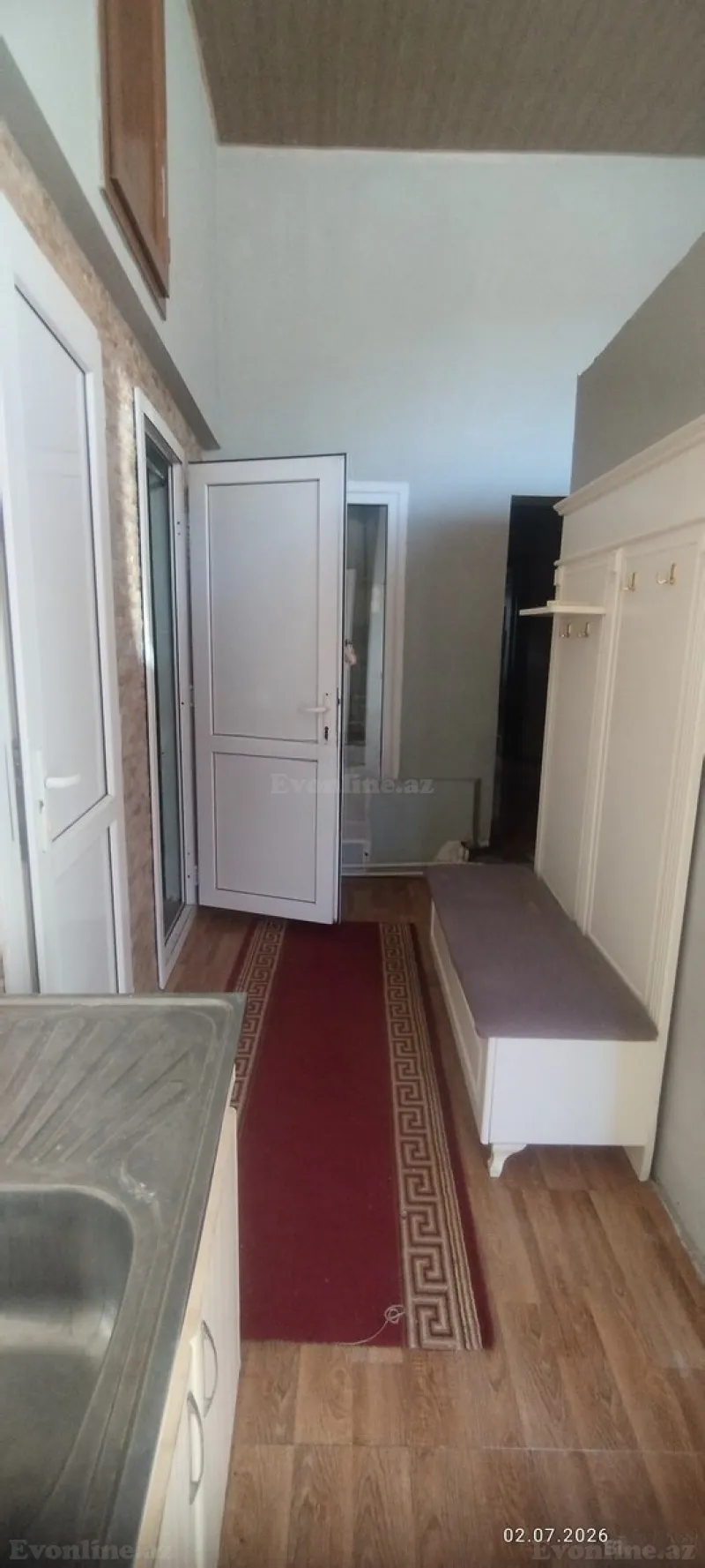 Kirayə verilir 2 otaqlı Həyət evi 90 m² Ağ şəhər