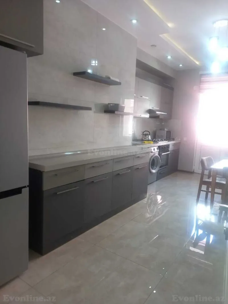 Kirayə verilir 2 otaqlı Mənzil Yeni tikili 90 m² Neftçilər m. - şəkil 6