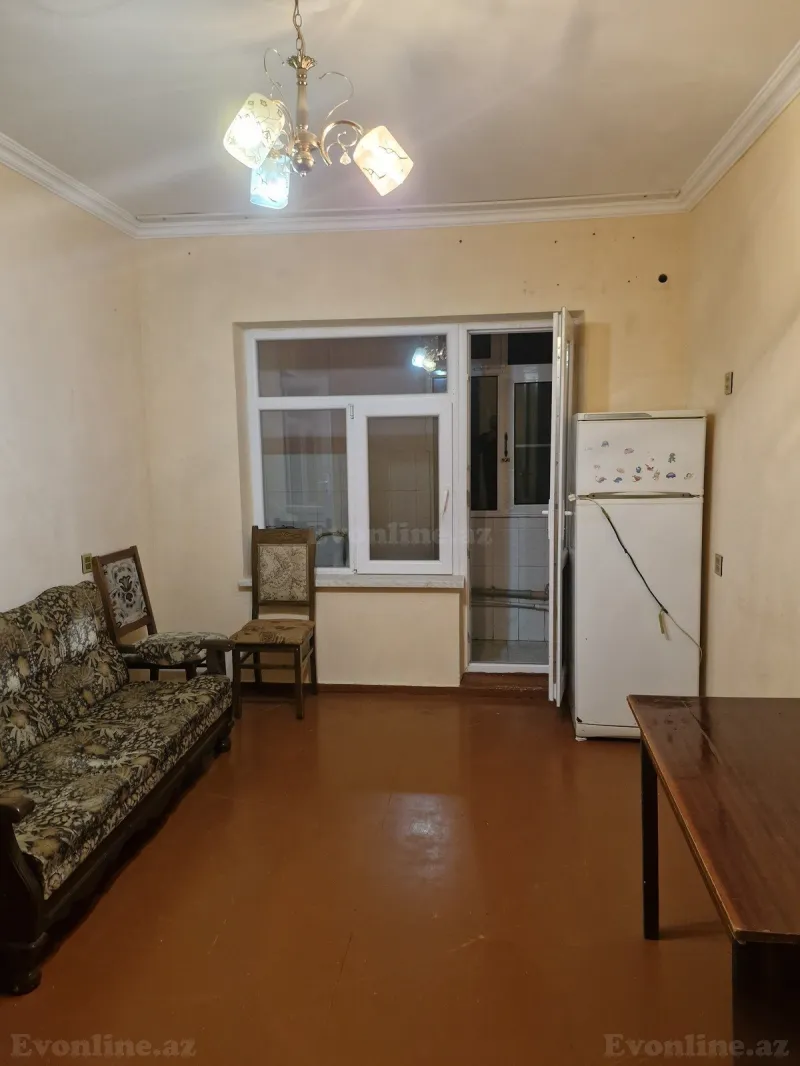 2 otaqlı Mənzil 37 m² Bakıxanov Kirayə verilir