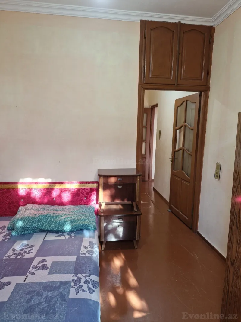 Kirayə verilir 2 otaqlı Mənzil Köhnə tikili 37 m² Bakıxanov - şəkil 2