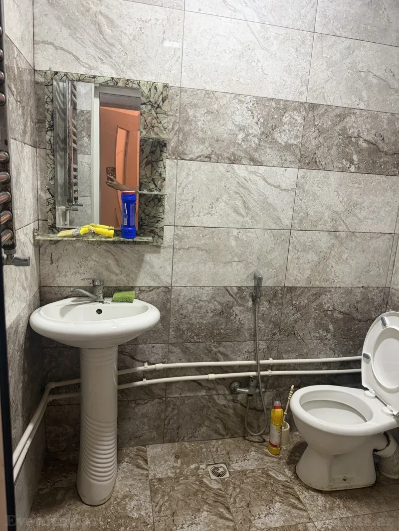 Kirayə verilir 2 otaqlı Həyət evi 45 m² Xırdalan - şəkil 5