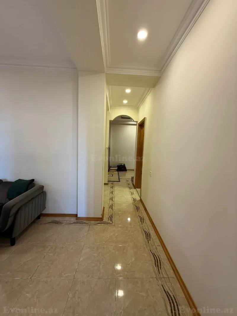 Satılır 3 otaqlı Mənzil Yeni tikili 150 m² 28 May m. - şəkil 18