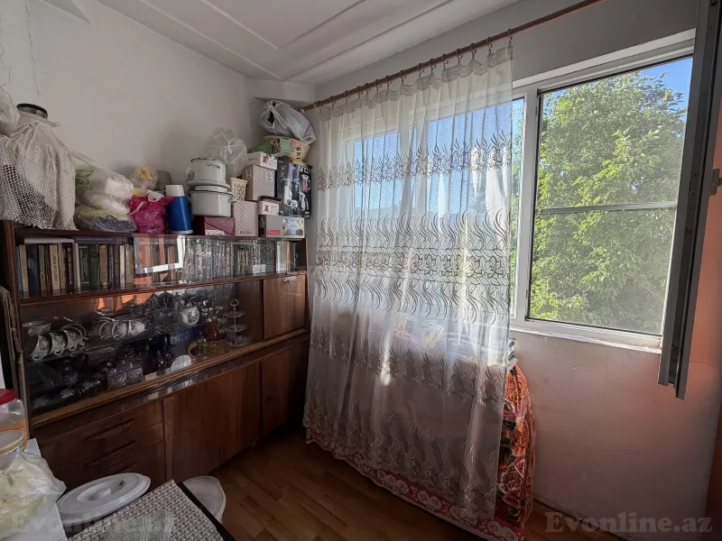 Satılır 3 otaqlı Mənzil Köhnə tikili 75 m² Xətai r. - şəkil 2
