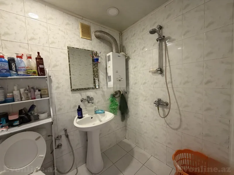 Satılır 3 otaqlı Mənzil Köhnə tikili 75 m² Xətai r. - şəkil 6