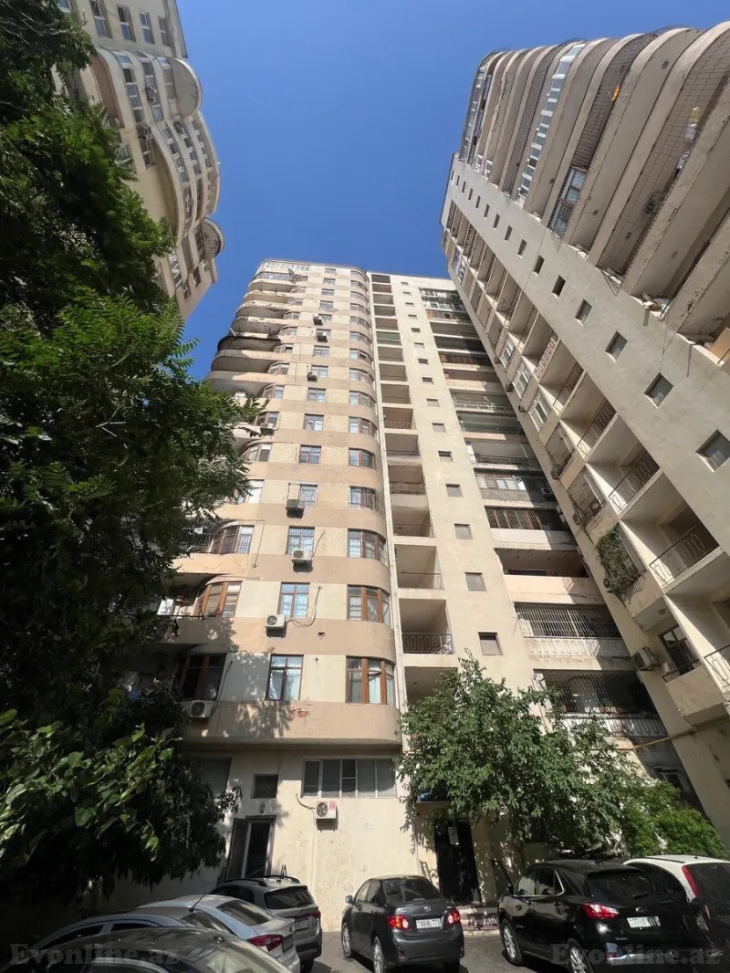 3 otaqlı Mənzil 97 m² Nərimanov r. Kirayə verilir