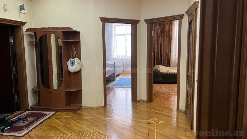Kirayə verilir 3 otaqlı Mənzil Yeni tikili 97 m² Nərimanov r. - şəkil 2
