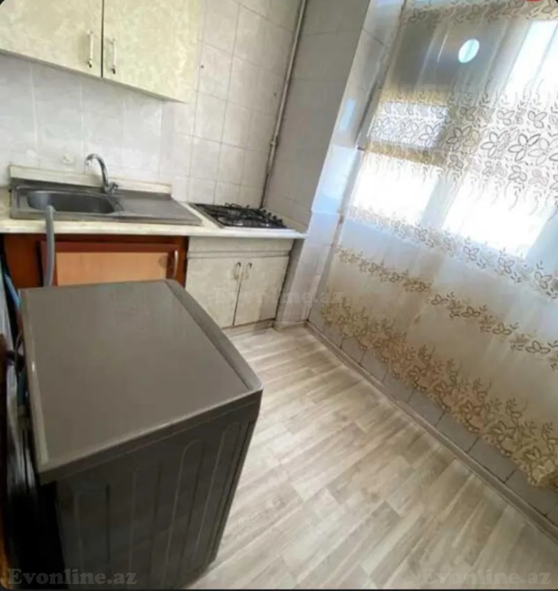 Kirayə verilir 2 otaqlı Mənzil Köhnə tikili 48 m² Yasamal r. - şəkil 6