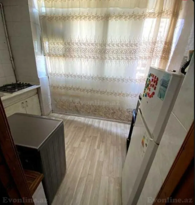 Kirayə verilir 2 otaqlı Mənzil Köhnə tikili 48 m² Yasamal r. - şəkil 7