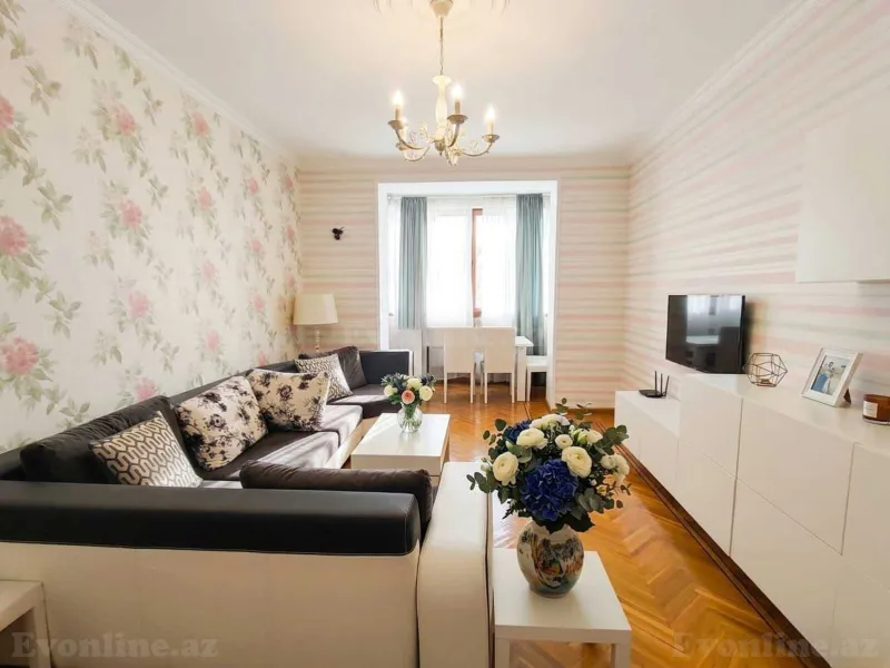 Kirayə verilir 2 otaqlı Mənzil Köhnə tikili 90 m² Nəsimi r. - şəkil 2