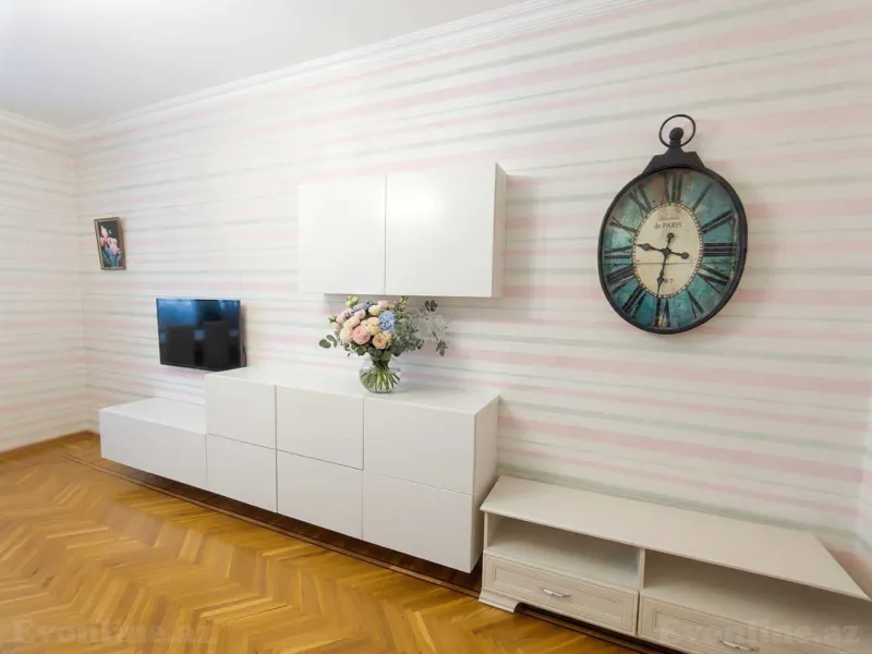 Kirayə verilir 2 otaqlı Mənzil Köhnə tikili 90 m² Nəsimi r. - şəkil 7