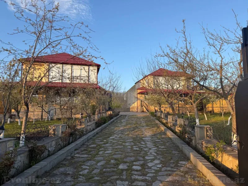 Satılır 12 otaqlı Həyət evi 410 m² Şamaxı - şəkil 2