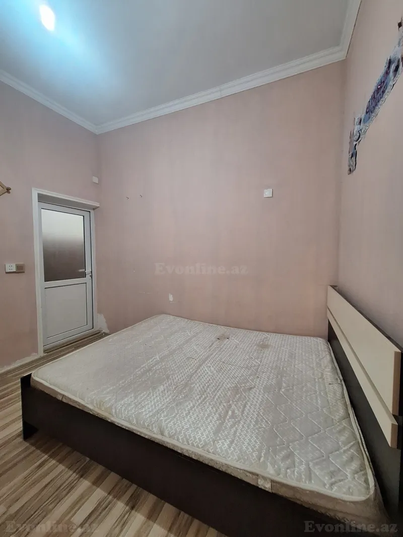 Kirayə verilir 2 otaqlı Həyət evi 50 m² İnşaatçılar m. - şəkil 5