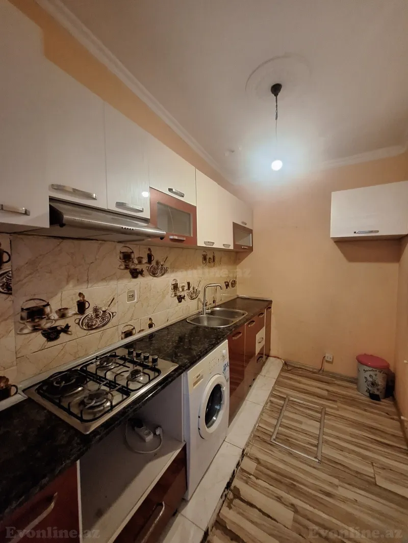 Kirayə verilir 2 otaqlı Həyət evi 50 m² İnşaatçılar m. - şəkil 11