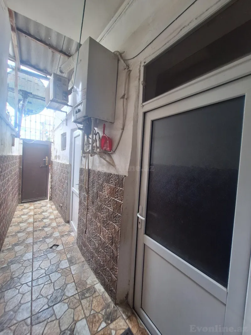 Kirayə verilir 2 otaqlı Həyət evi 50 m² İnşaatçılar m. - şəkil 14
