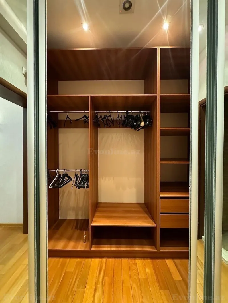 Satılır 4 otaqlı Mənzil Yeni tikili 180 m² Xətai r. - şəkil 11