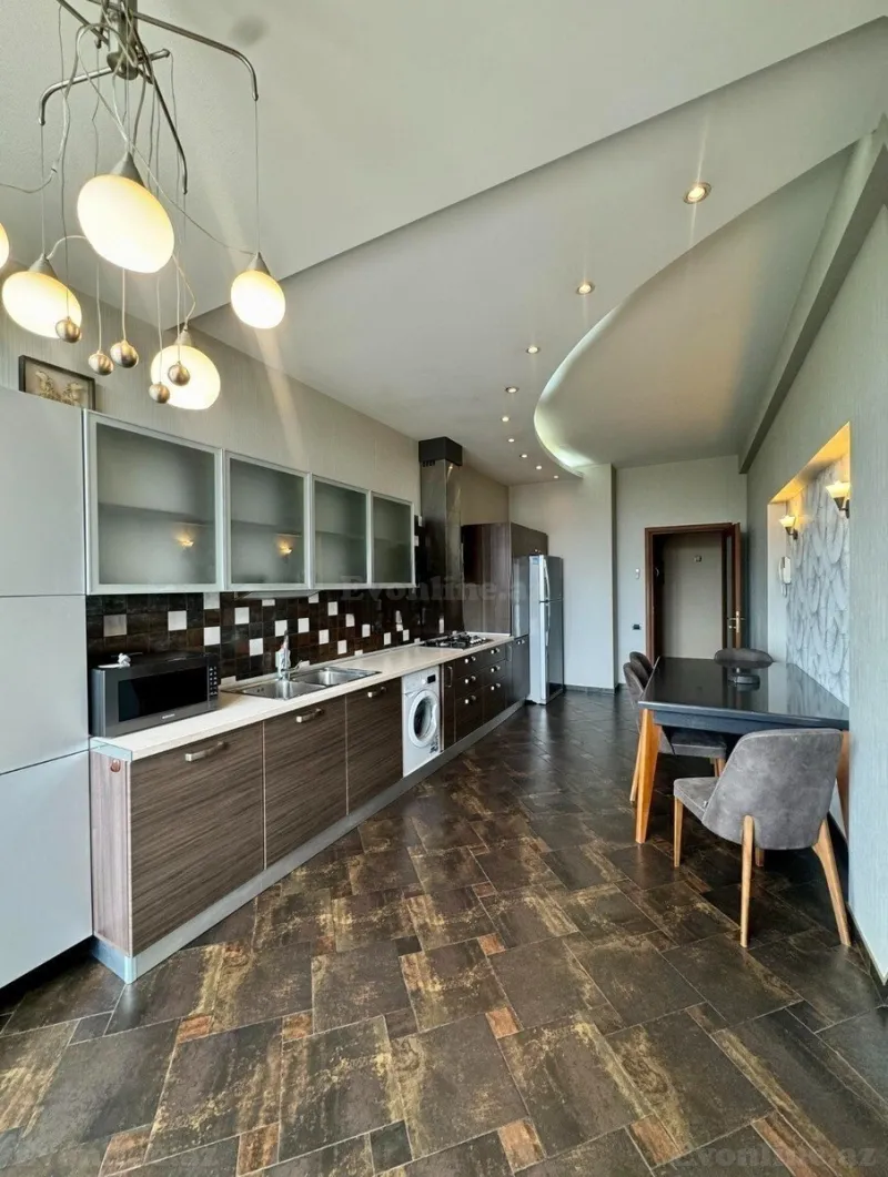 Satılır 4 otaqlı Mənzil Yeni tikili 180 m² Xətai r. - şəkil 18