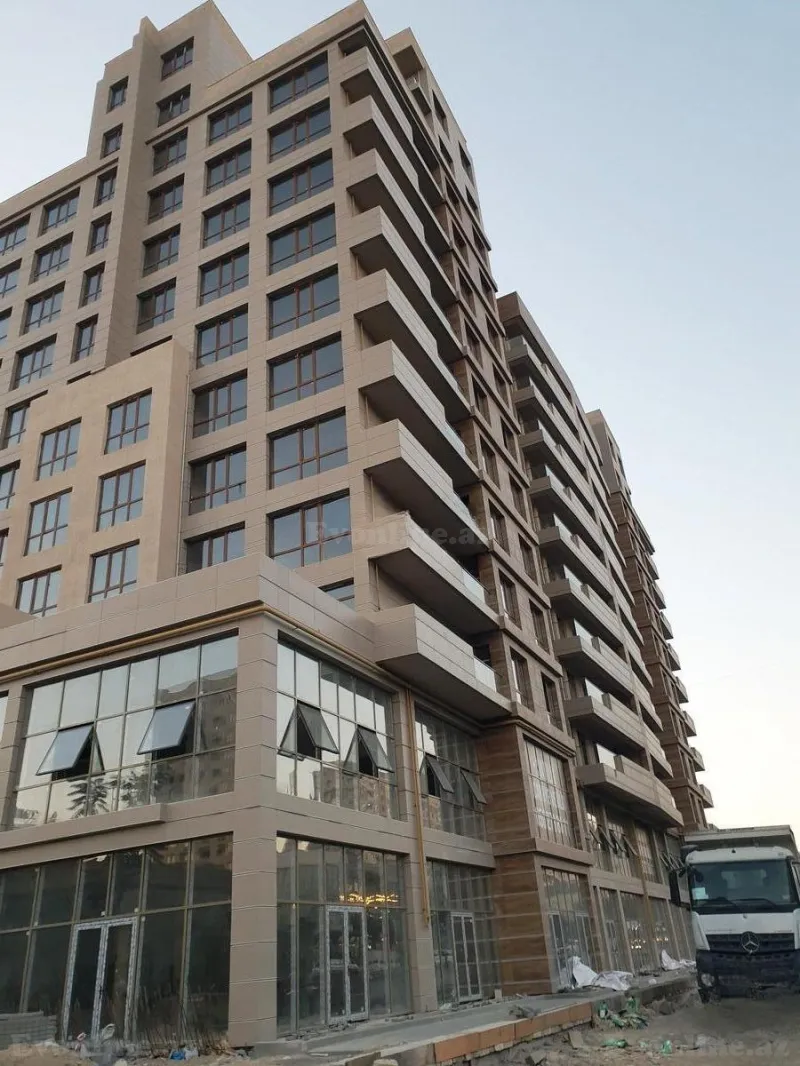 3 otaqlı Mənzil 135 m² Əhmədli m. Satılır