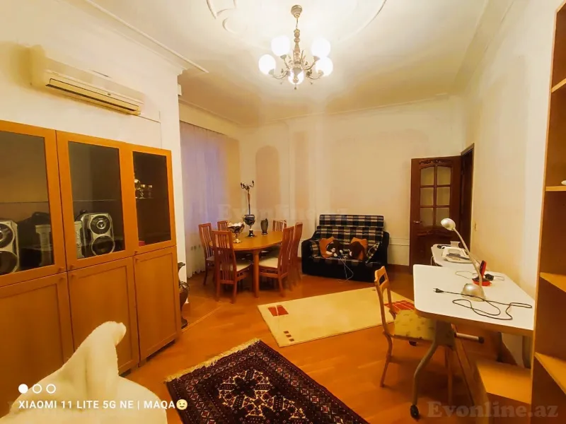 Kirayə verilir 4 otaqlı Mənzil Yeni tikili 200 m² 28 May m. - şəkil 14