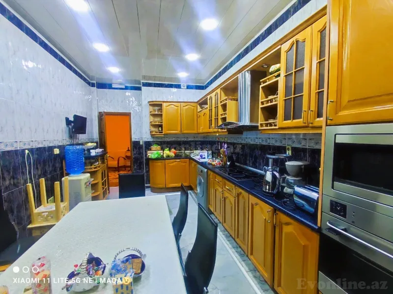 Kirayə verilir 4 otaqlı Mənzil Yeni tikili 200 m² 28 May m. - şəkil 18