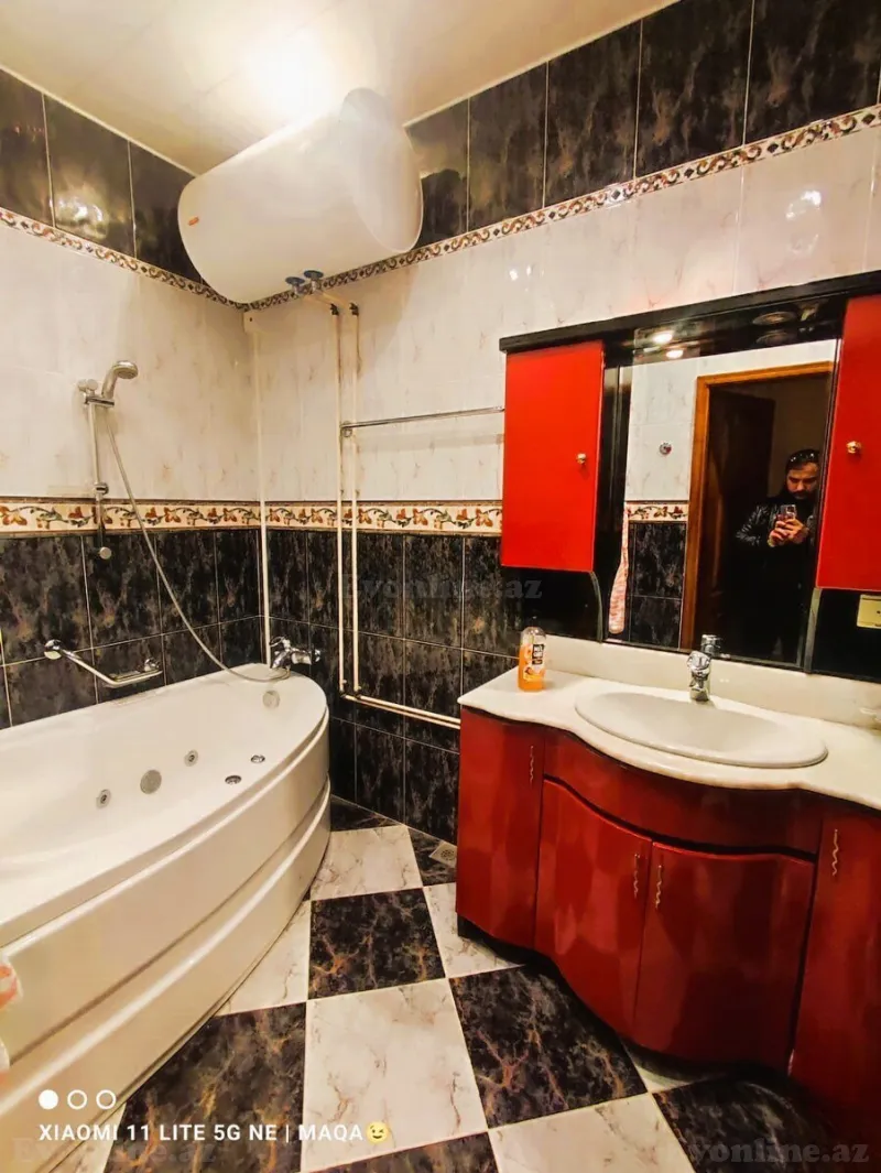 Kirayə verilir 4 otaqlı Mənzil Yeni tikili 200 m² 28 May m. - şəkil 23