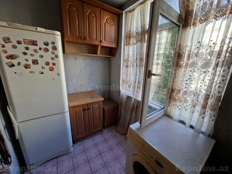 Kirayə verilir 2 otaqlı Mənzil Köhnə tikili 55 m² İnşaatçılar m. - şəkil 13