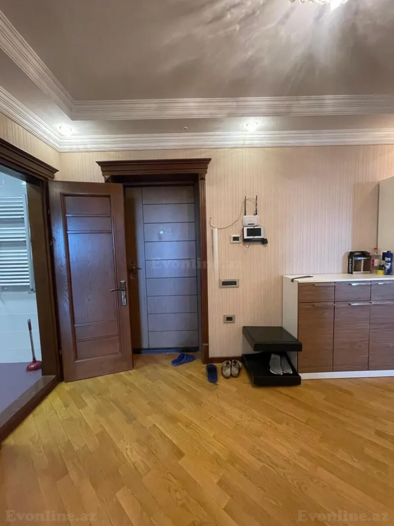 Satılır 3 otaqlı Mənzil Yeni tikili 136 m² Nəriman Nərimanov m. - şəkil 2