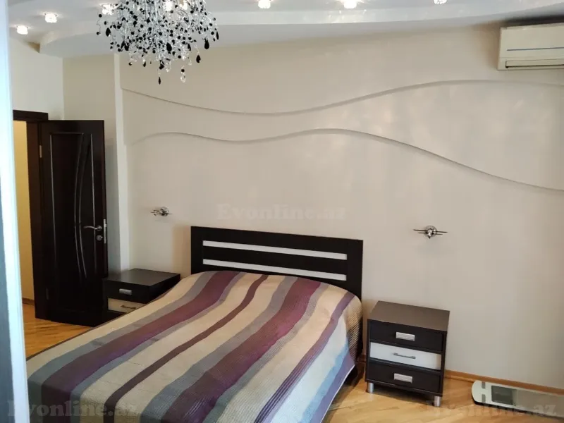 Satılır 3 otaqlı Mənzil Yeni tikili 150 m² Həzi Aslanov m. - şəkil 6