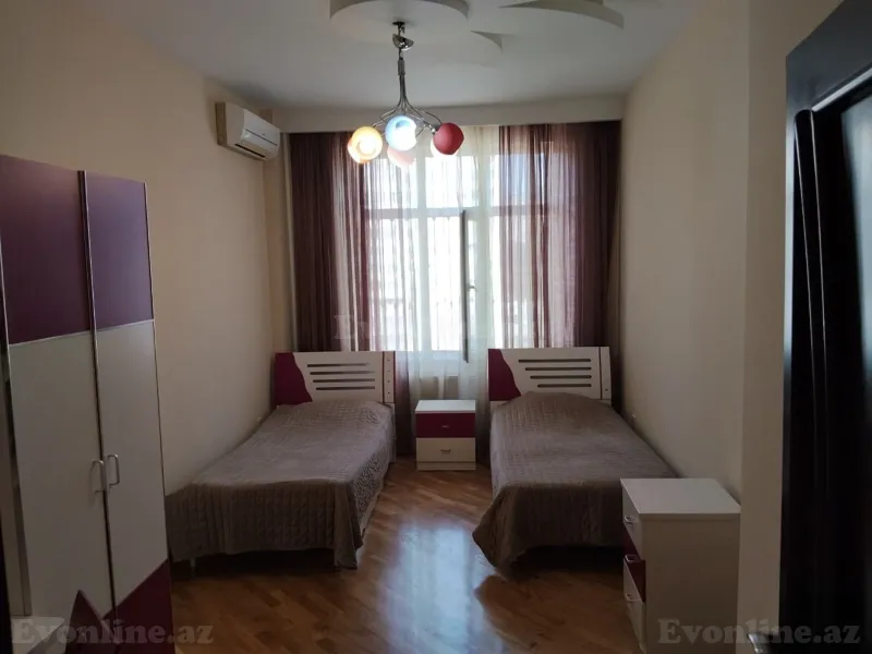 Satılır 3 otaqlı Mənzil Yeni tikili 150 m² Həzi Aslanov m. - şəkil 9