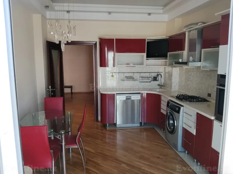 Satılır 3 otaqlı Mənzil Yeni tikili 150 m² Həzi Aslanov m. - şəkil 12