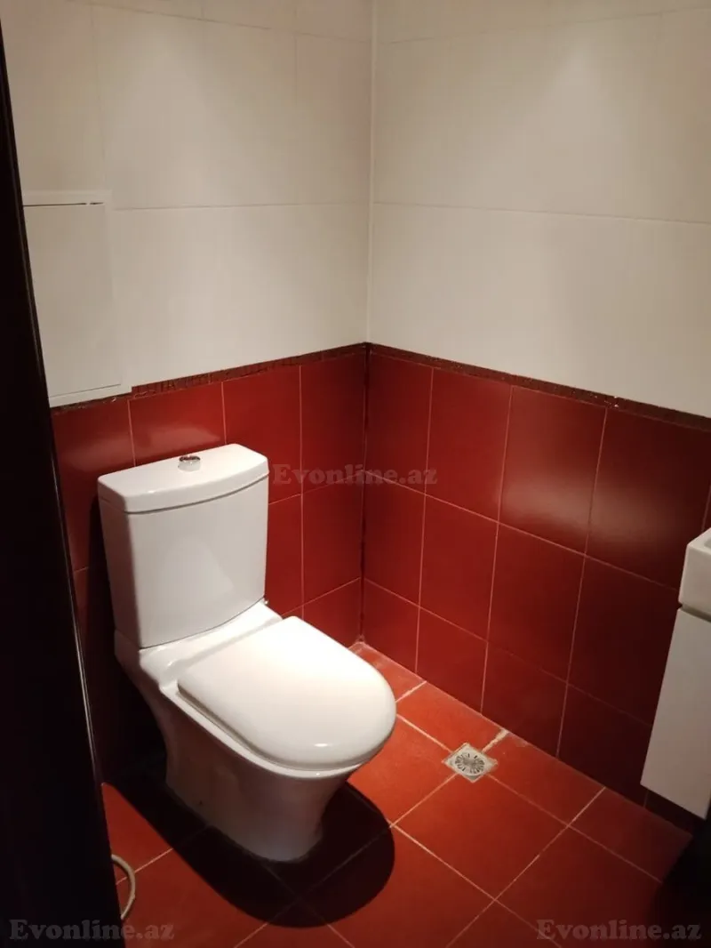 Satılır 3 otaqlı Mənzil Yeni tikili 150 m² Həzi Aslanov m. - şəkil 18