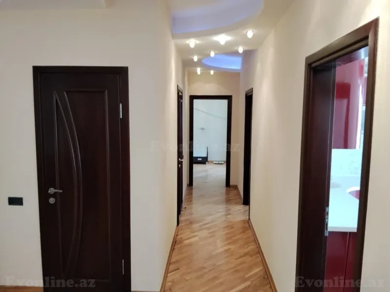 Satılır 3 otaqlı Mənzil Yeni tikili 150 m² Həzi Aslanov m. - şəkil 20