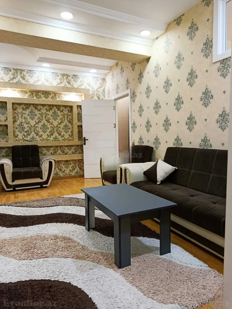Kirayə verilir 3 otaqlı Mənzil Yeni tikili 80 m² İnşaatçılar m. - şəkil 2