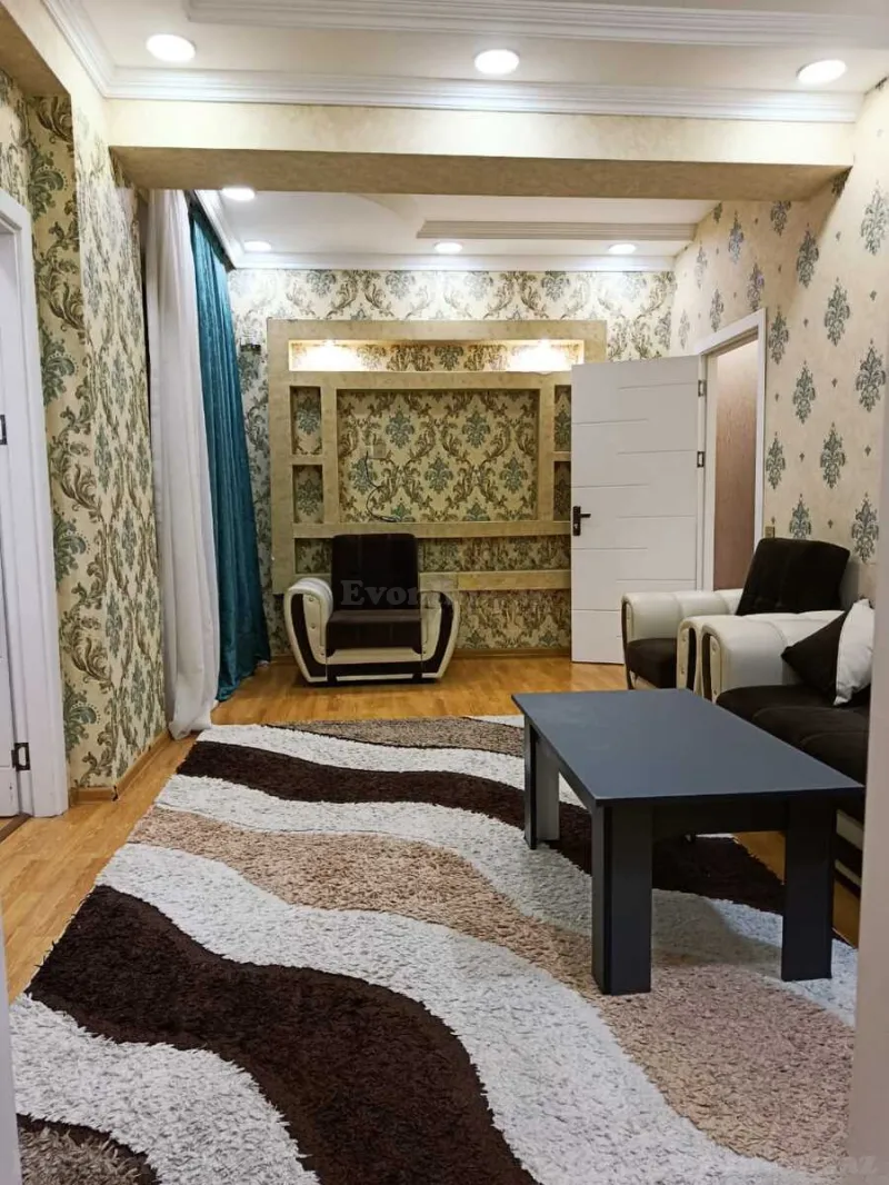 Kirayə verilir 3 otaqlı Mənzil Yeni tikili 80 m² İnşaatçılar m. - şəkil 3