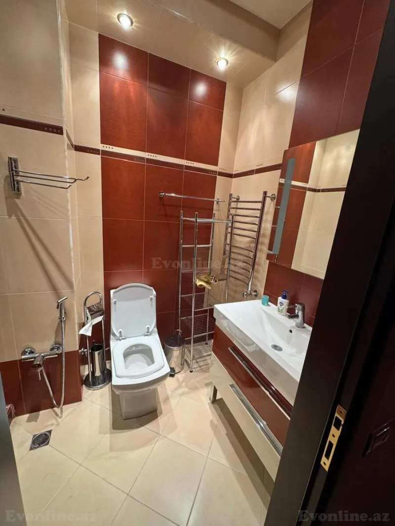 Satılır 4 otaqlı Mənzil Yeni tikili 210 m² Nəriman Nərimanov m. - şəkil 17