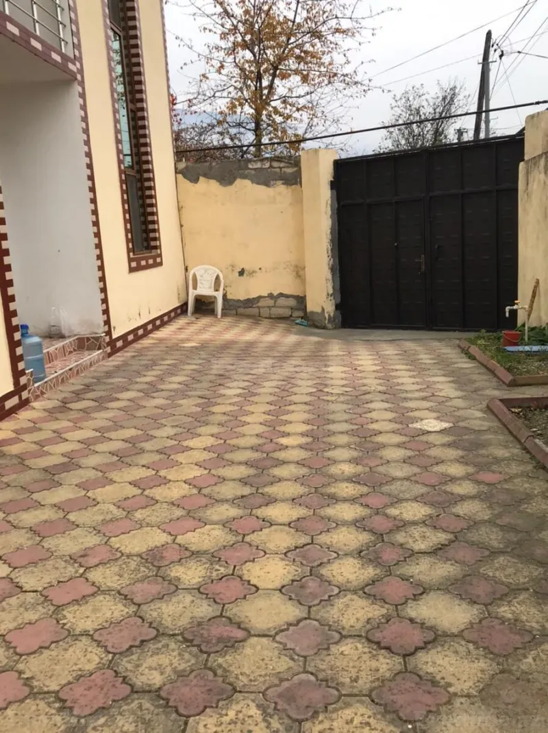 Satılır 5 otaqlı Həyət evi 300 m² Şəki - şəkil 3