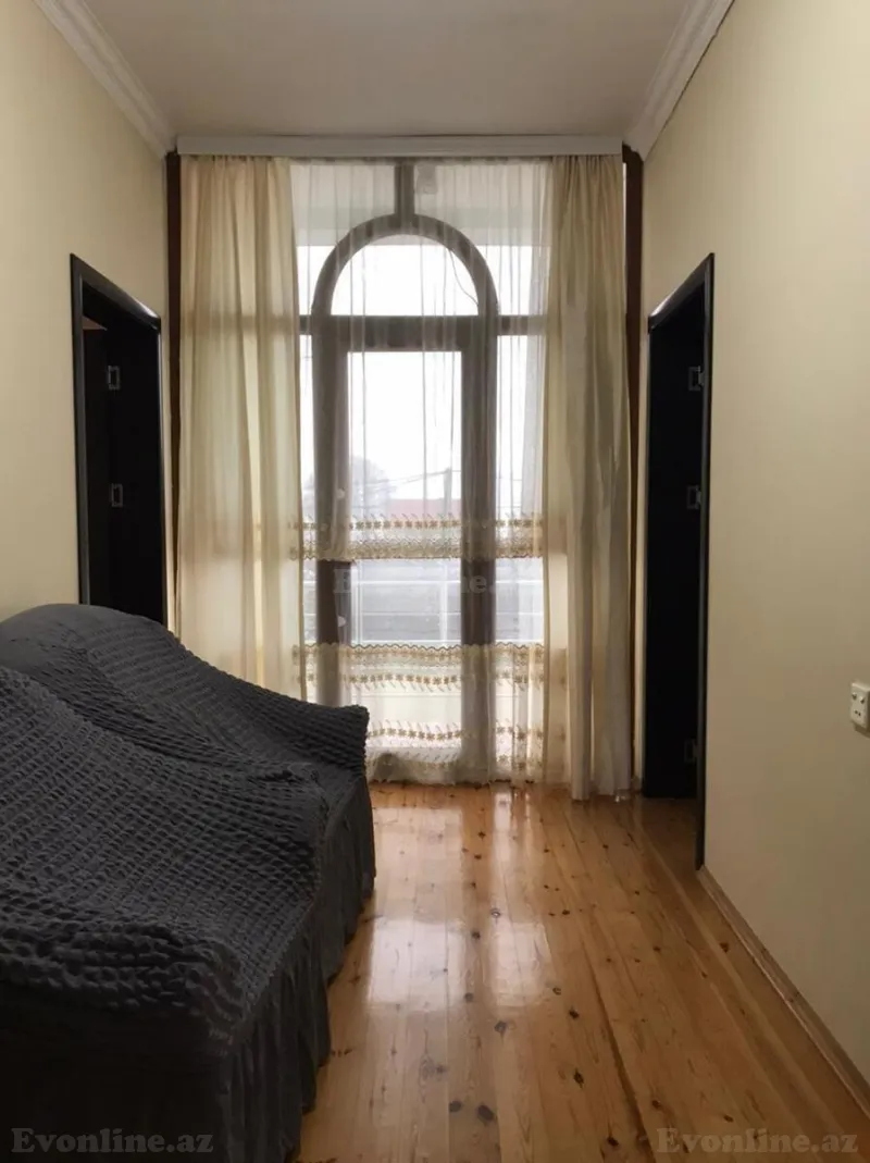 Satılır 5 otaqlı Həyət evi 300 m² Şəki - şəkil 13