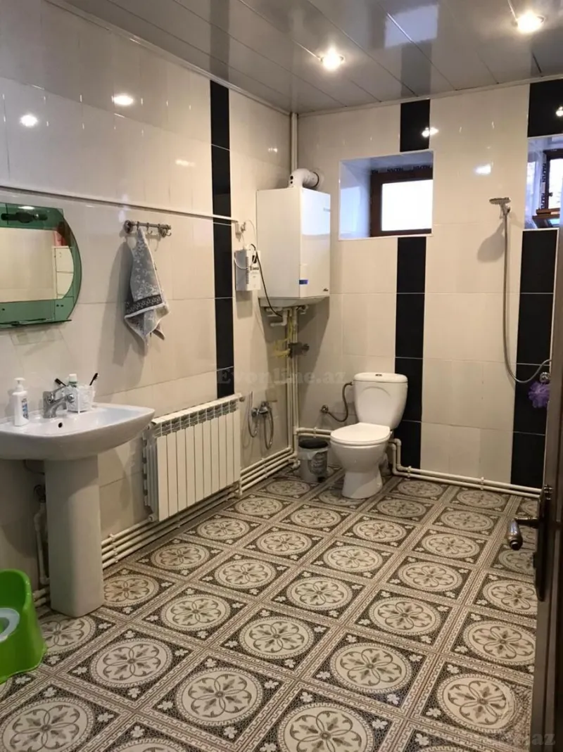 Satılır 5 otaqlı Həyət evi 300 m² Şəki - şəkil 15
