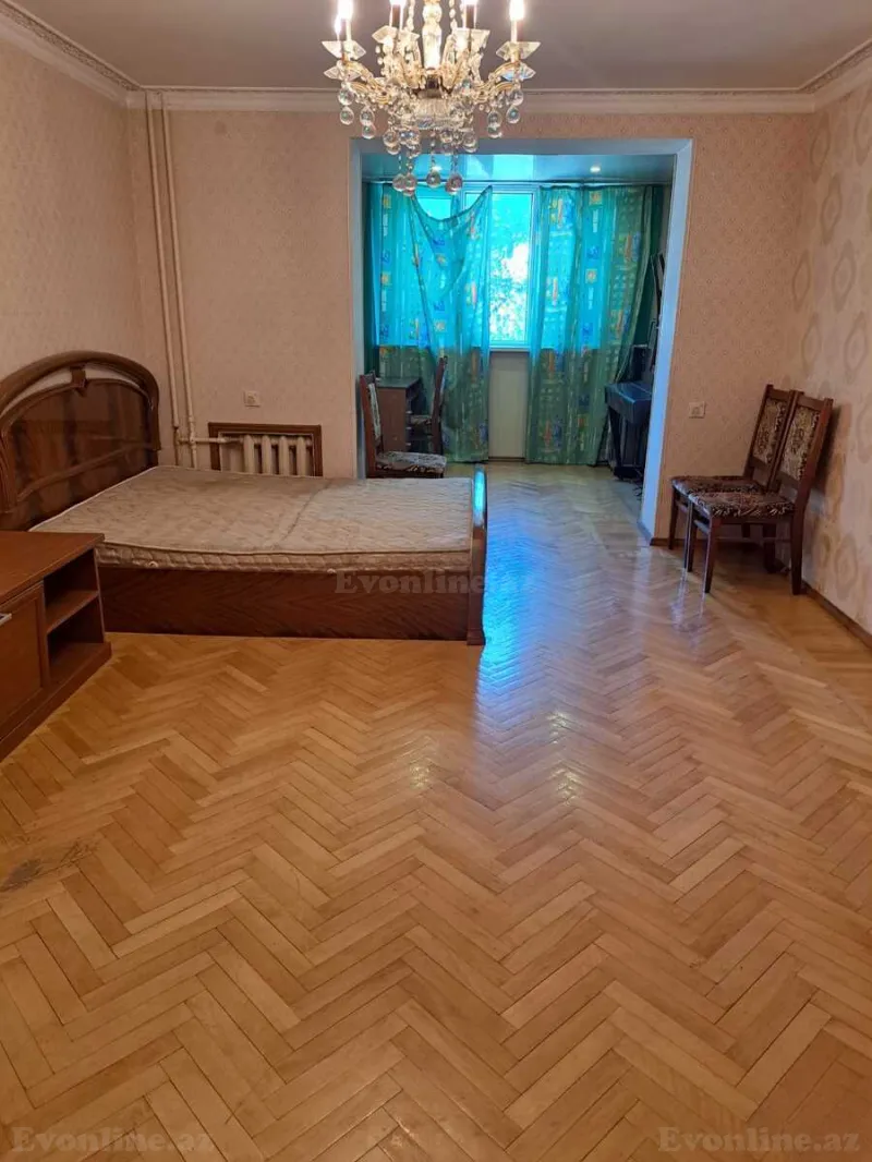 2 otaqlı Mənzil 50 m² Elmlər Akademiyası m. Kirayə verilir