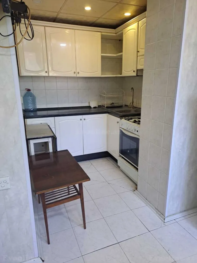 Kirayə verilir 2 otaqlı Mənzil Köhnə tikili 50 m² Elmlər Akademiyası m. - şəkil 6