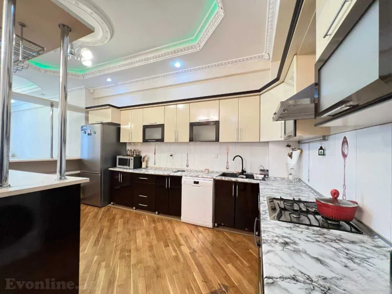 Satılır 3 otaqlı Mənzil Yeni tikili 170 m² Nəsimi r. - şəkil 10