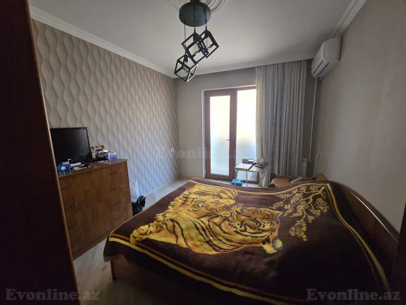Satılır 5 otaqlı Mənzil Köhnə tikili 110 m² Yeni Yasamal - şəkil 28