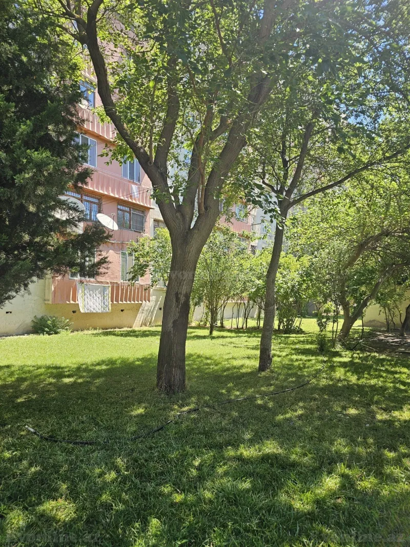 Satılır 2 otaqlı Mənzil Köhnə tikili 55 m² Qara Qarayev m. - şəkil 5