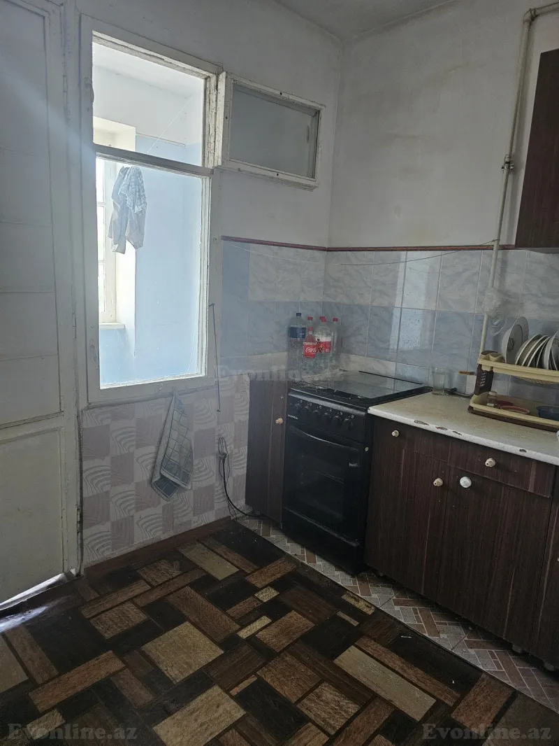 Satılır 2 otaqlı Mənzil Köhnə tikili 55 m² Qara Qarayev m. - şəkil 9