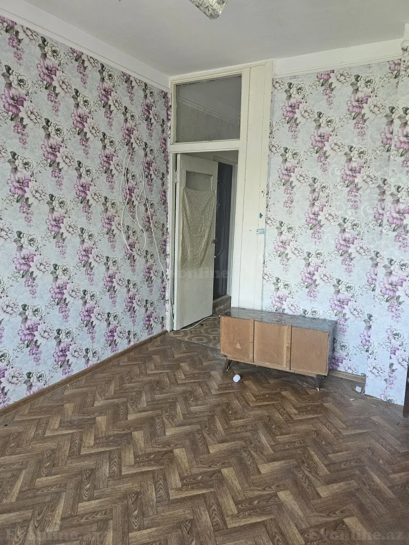 Satılır 2 otaqlı Mənzil Köhnə tikili 55 m² Qara Qarayev m. - şəkil 12