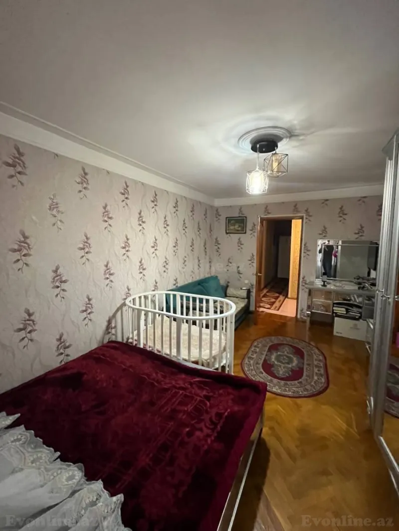 Satılır 3 otaqlı Mənzil Köhnə tikili 70 m² Nizami m. - şəkil 4