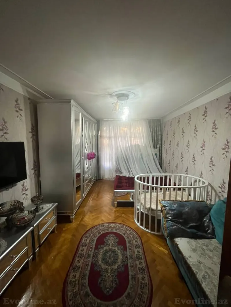 Satılır 3 otaqlı Mənzil Köhnə tikili 70 m² Nizami m. - şəkil 5